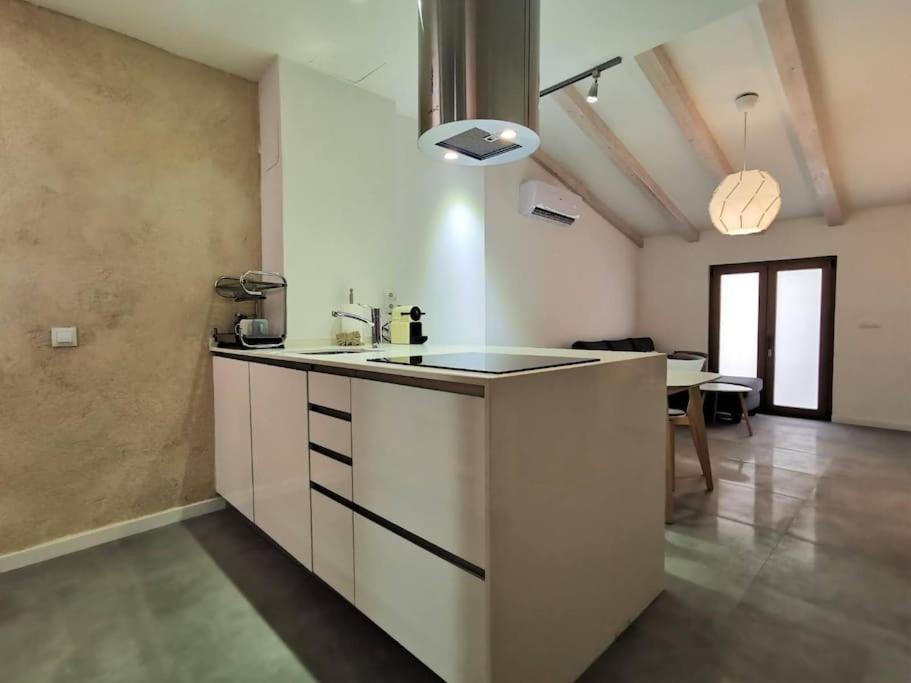 New! Renovated House With Terrace In Cambrils Βίλα Εξωτερικό φωτογραφία